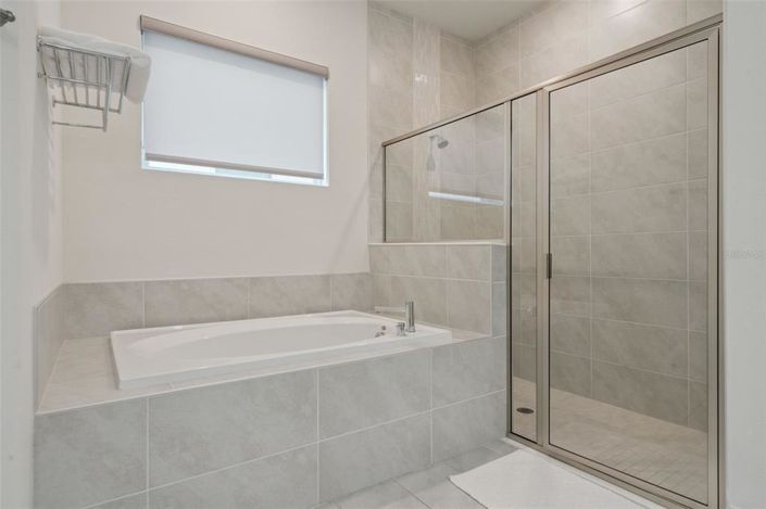 Image No.32-5 Bed House for sale