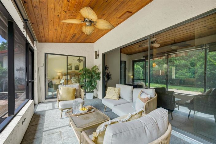 Image No.35-2 Bed Villa for sale