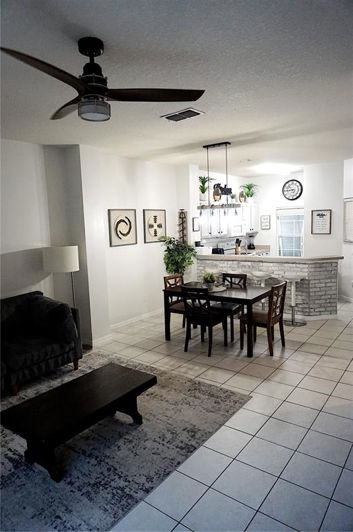 Image No.9-3 Bed Townhouse for sale