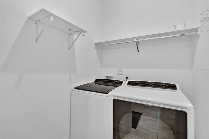 Image No.20-3 Bed House for sale