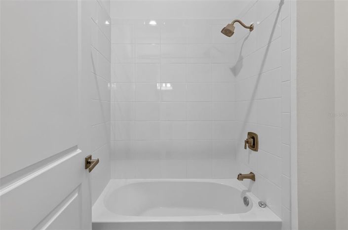Image No.24-3 Bed House for sale
