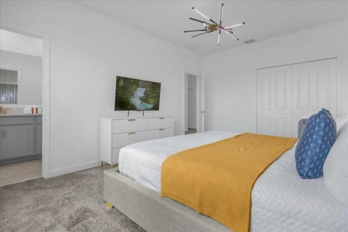 Image No.20-6 Bed House for sale