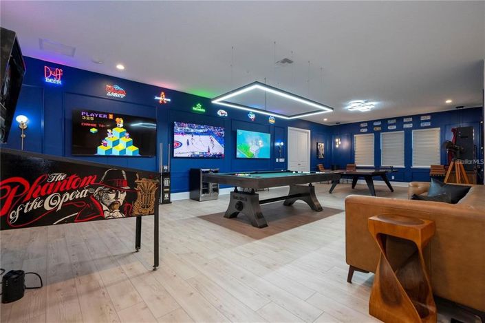 Image No.42-6 Bed House for sale