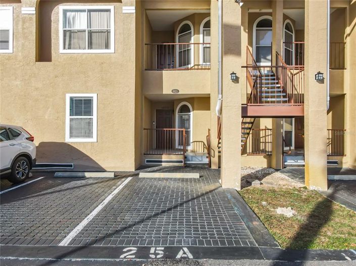 Image No.41-3 Bed Apartment for sale