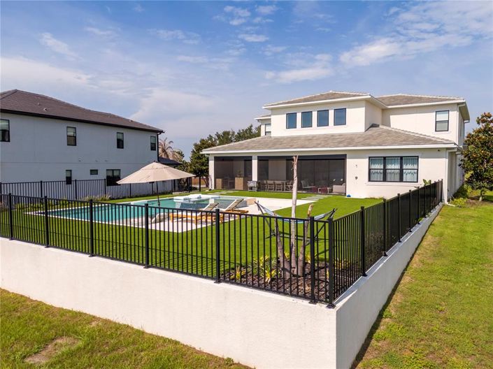 Image No.23-5 Bed House for sale