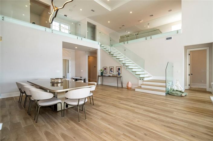 Image No.38-5 Bed House for sale