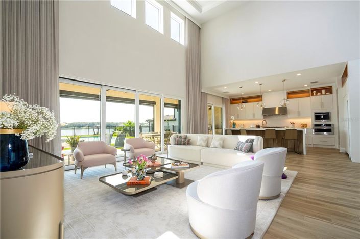 Image No.42-5 Bed House for sale