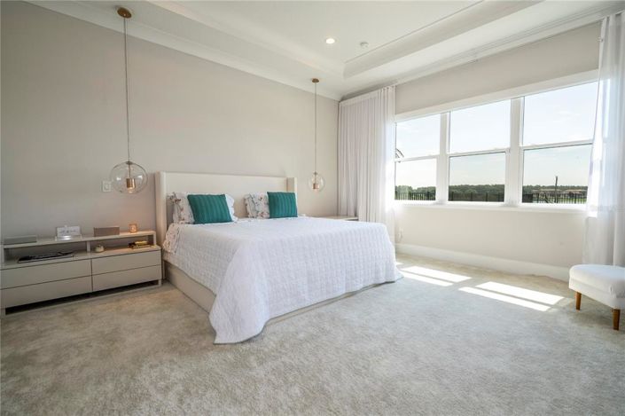 Image No.55-5 Bed House for sale