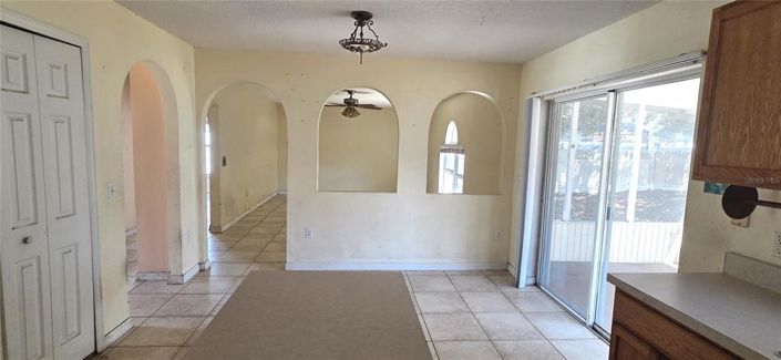 Image No.15-4 Bed House for sale