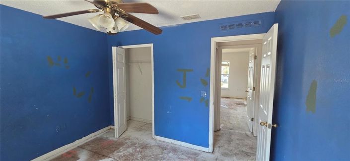 Image No.30-4 Bed House for sale