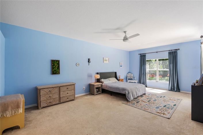 Image No.19-4 Bed House for sale