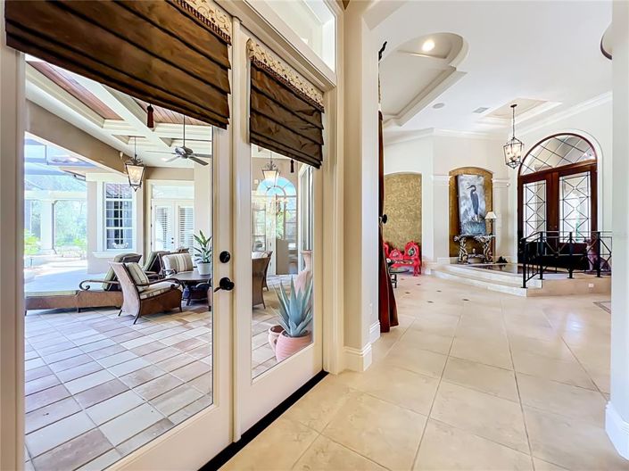 Image No.12-5 Bed House for sale