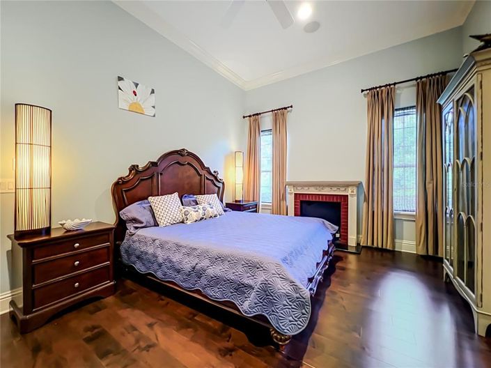 Image No.48-5 Bed House for sale
