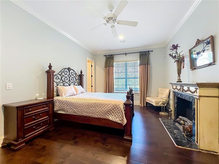 Image No.51-5 Bed House for sale
