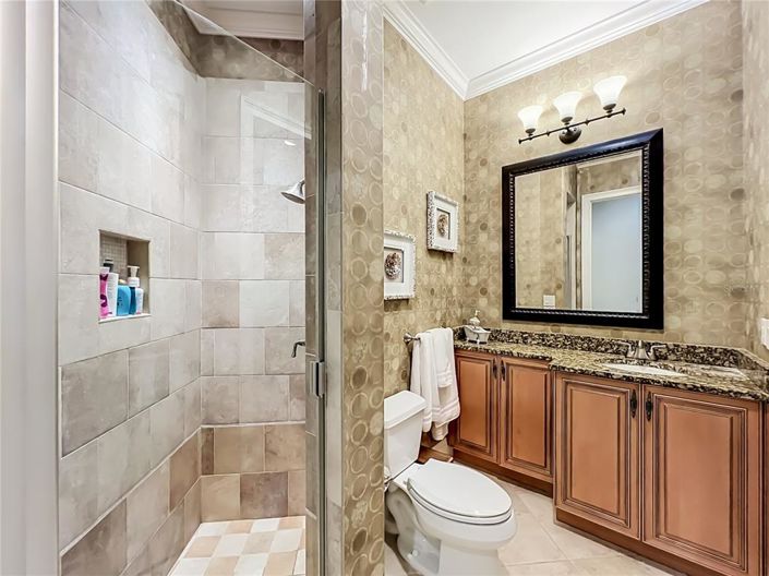 Image No.57-5 Bed House for sale