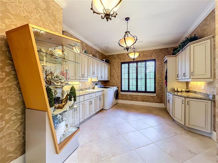 Image No.59-5 Bed House for sale