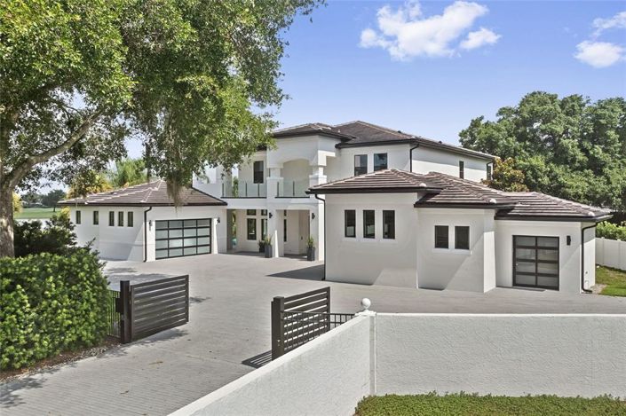 Image No.3-6 Bed House for sale