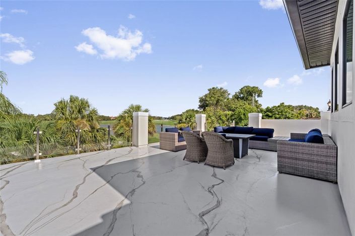 Image No.31-6 Bed House for sale