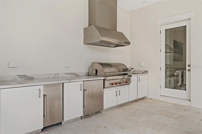Image No.37-6 Bed House for sale