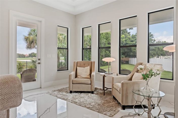 Image No.7-6 Bed House for sale