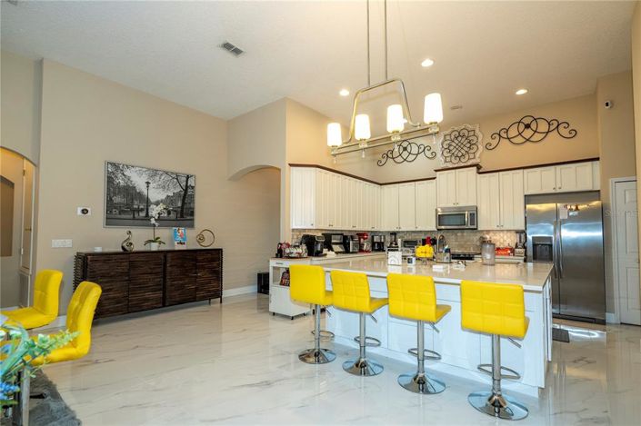Image No.13-5 Bed House for sale