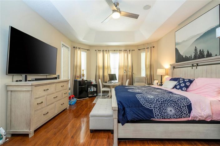 Image No.40-5 Bed House for sale