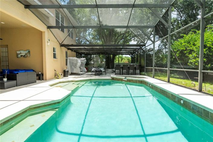 Image No.52-5 Bed House for sale
