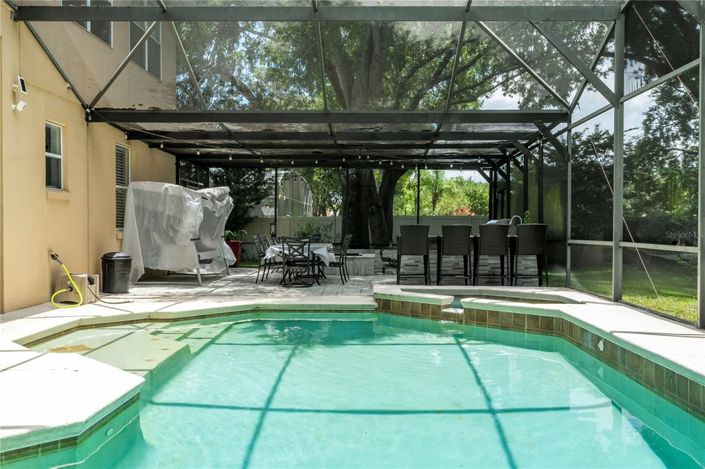 Image No.53-5 Bed House for sale