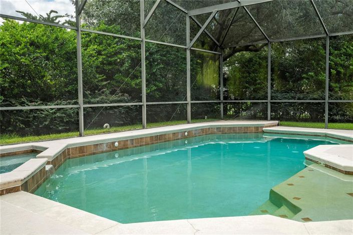 Image No.56-5 Bed House for sale