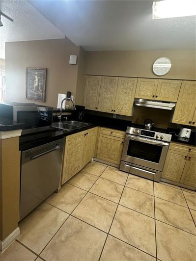 Image No.19-2 Bed Apartment for sale