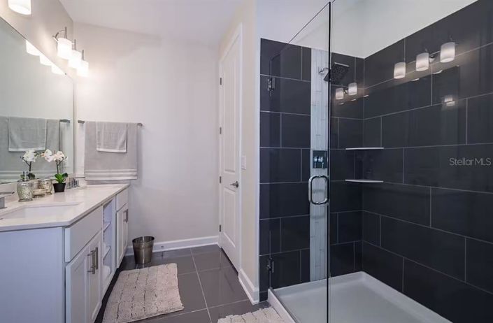 Image No.13-4 Bed Apartment for sale