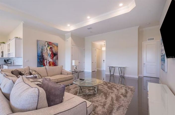 Image No.4-4 Bed Apartment for sale