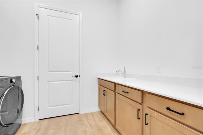 Image No.37-3 Bed House for sale
