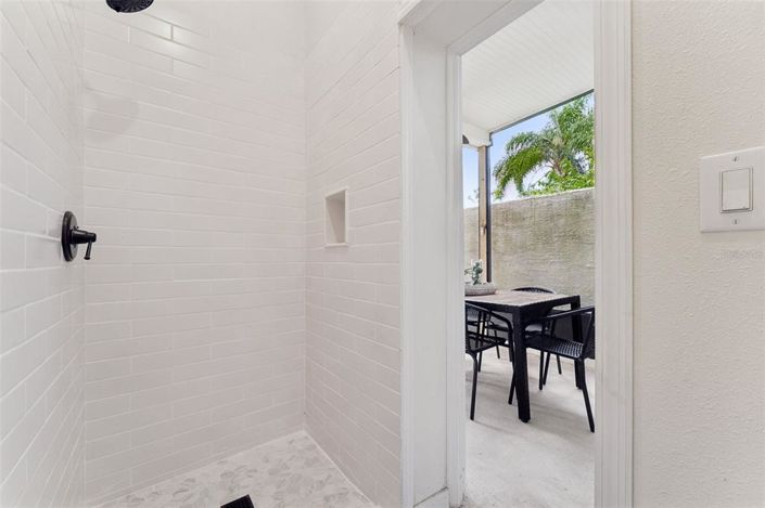 Image No.51-3 Bed House for sale