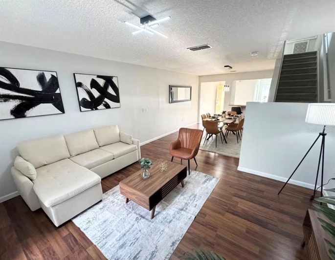 Image No.4-2 Bed Townhouse for sale
