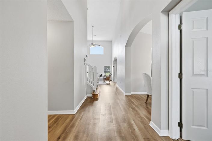Image No.5-5 Bed House for sale