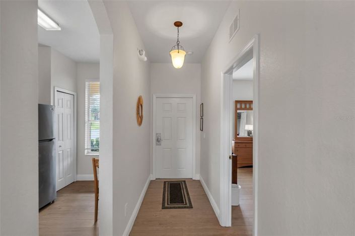 Image No.15-4 Bed Townhouse for sale