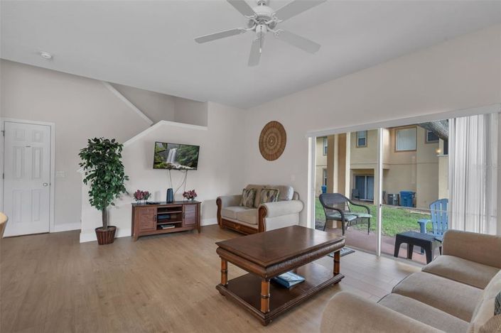 Image No.9-4 Bed Townhouse for sale
