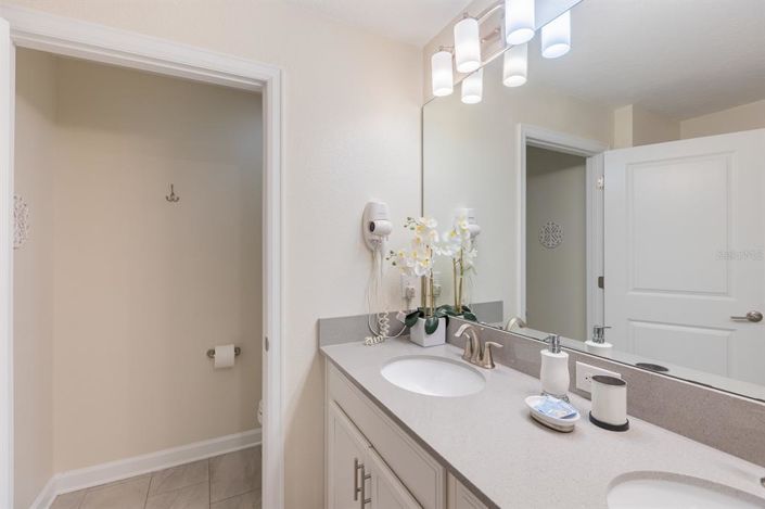 Image No.25-4 Bed Townhouse for sale