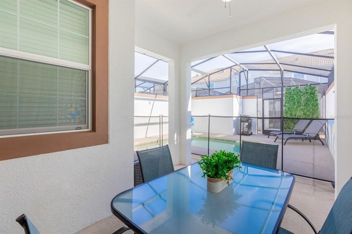 Image No.36-4 Bed Townhouse for sale