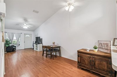 8d076785