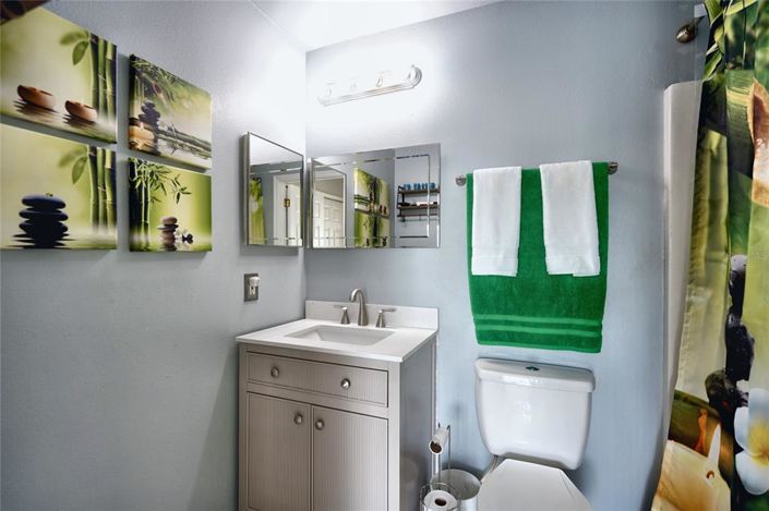 Image No.15-3 Bed House for sale
