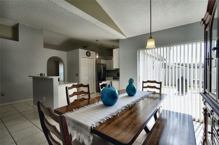 Image No.9-3 Bed House for sale