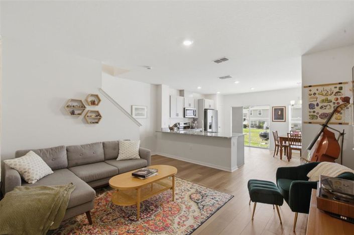 Image No.3-3 Bed Townhouse for sale