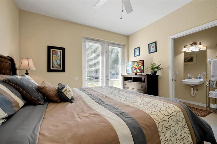 Image No.7-3 Bed Townhouse for sale