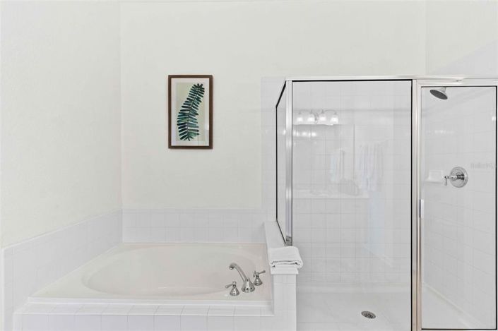 Image No.23-3 Bed Apartment for sale