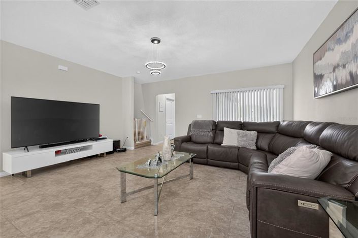 Image No.9-3 Bed Townhouse for sale