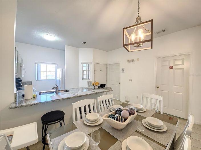 Image No.17-3 Bed Townhouse for sale