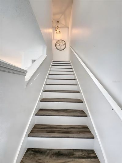Image No.31-3 Bed Townhouse for sale