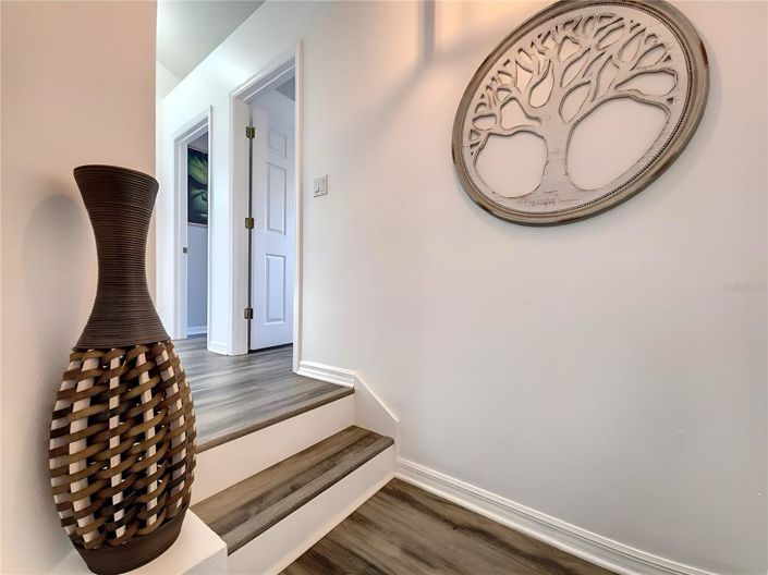 Image No.6-3 Bed Townhouse for sale